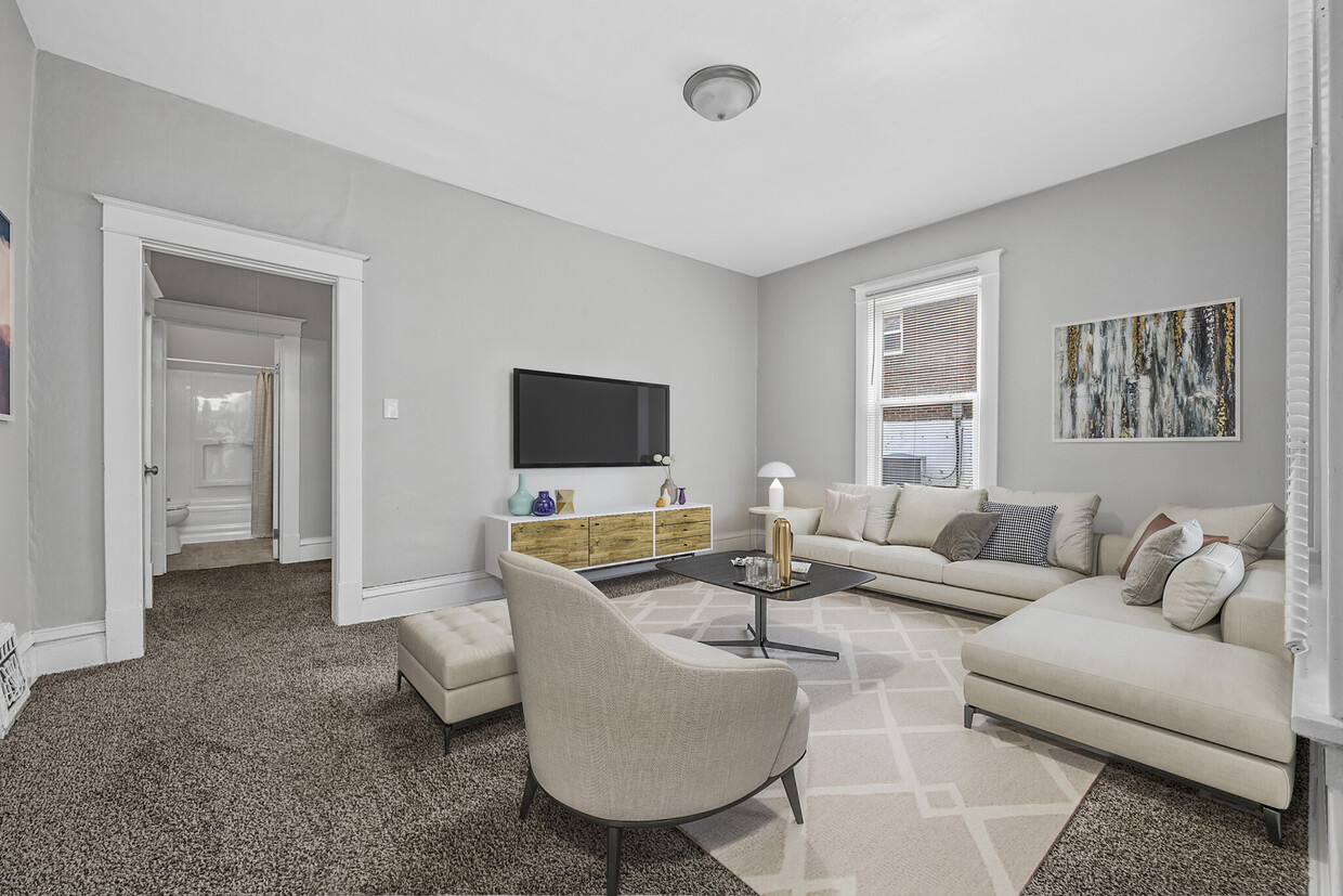 Foto principal - 2400 Charlack Ave
