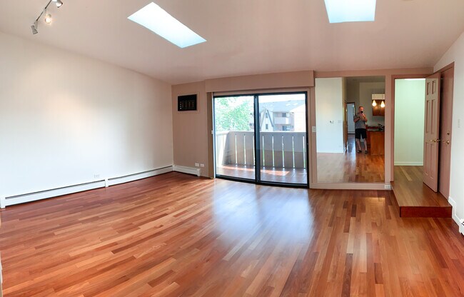 Living Room - 17 Cedar Ct