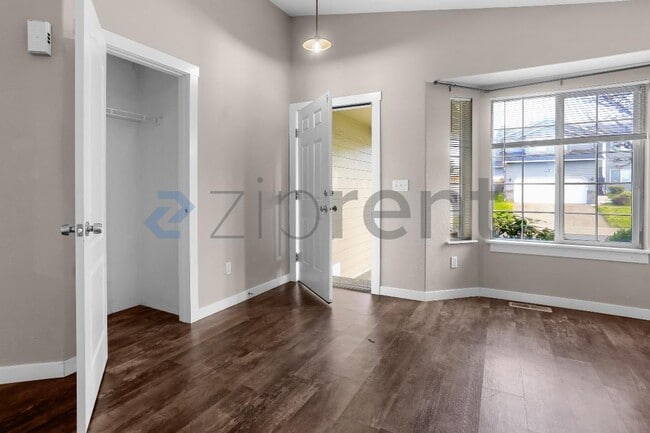 Foto del edificio - 1120 S 90th St Ct