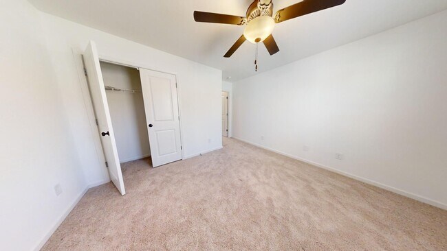 Foto del edificio - Mimms Trail Subdivision -SUBLEASE MAY 2026-JUNE 2027