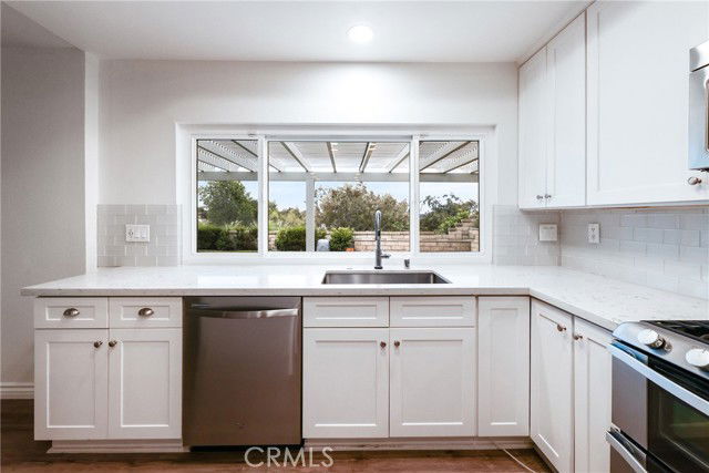 Foto del edificio - 23941 Via Navarra