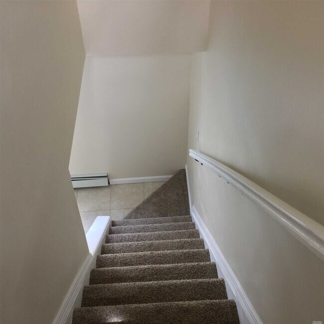 Foto del edificio - 37 Winside Ln