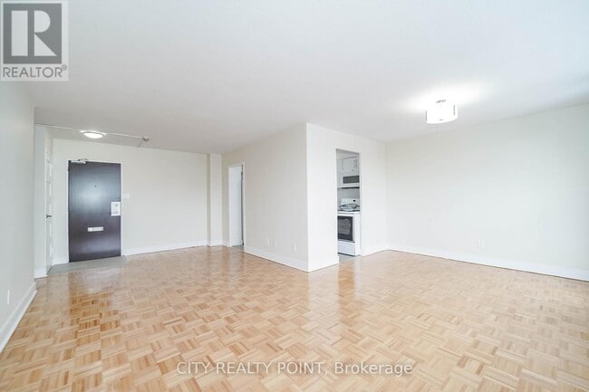 Photo du bâtiment - 6200 Bathurst St