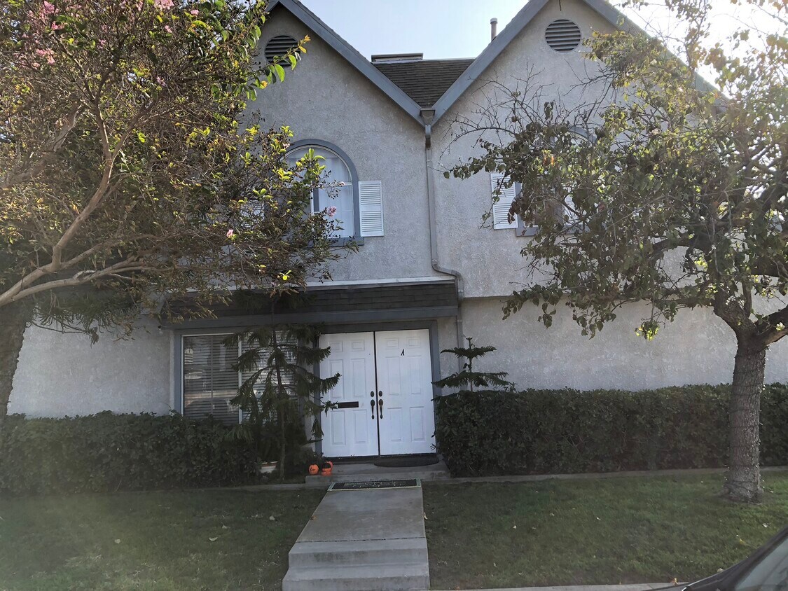 Front view - 7732 Speer Dr