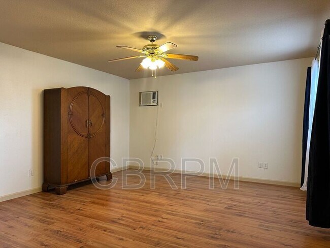 Foto del edificio - 4311 62nd St