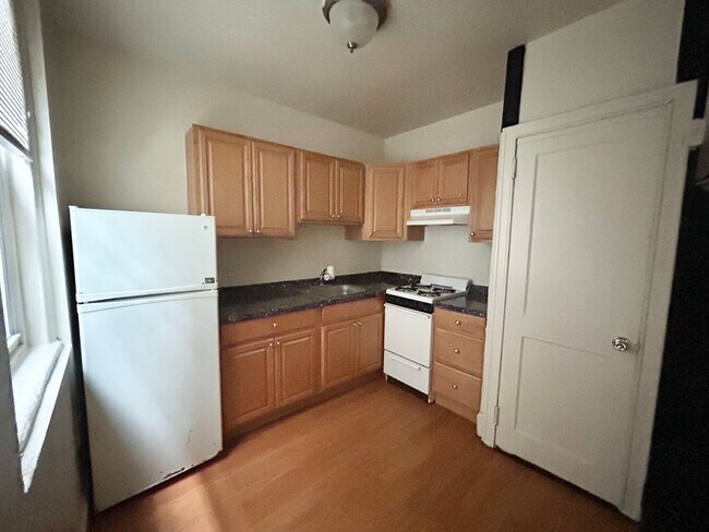 Foto del edificio - 1038 Pine St (LO)
