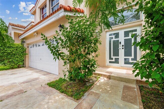 Foto del edificio - 7359 Cypress Dr
