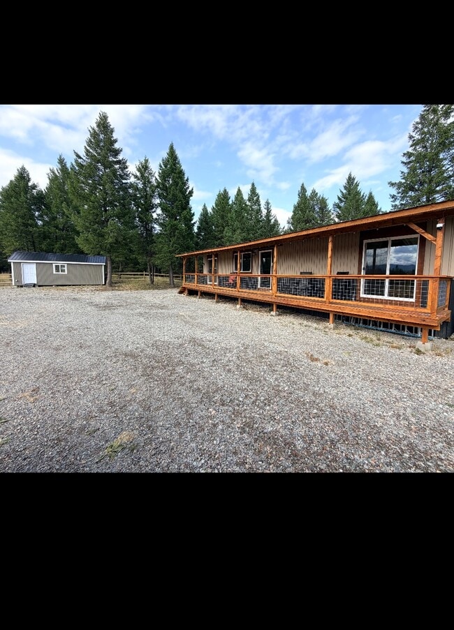 Building Photo - 820 Drop Tine Rd