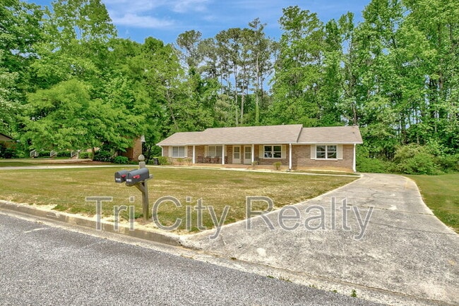 Foto del edificio - 200 Meadowbrook Ct