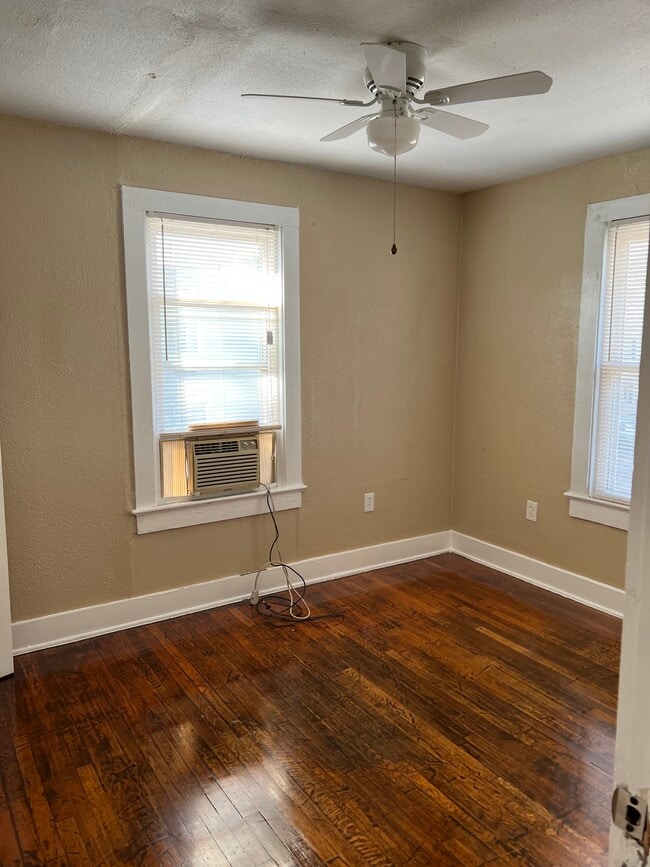 BEDROOM #1 - 3076 Nicholson Dr