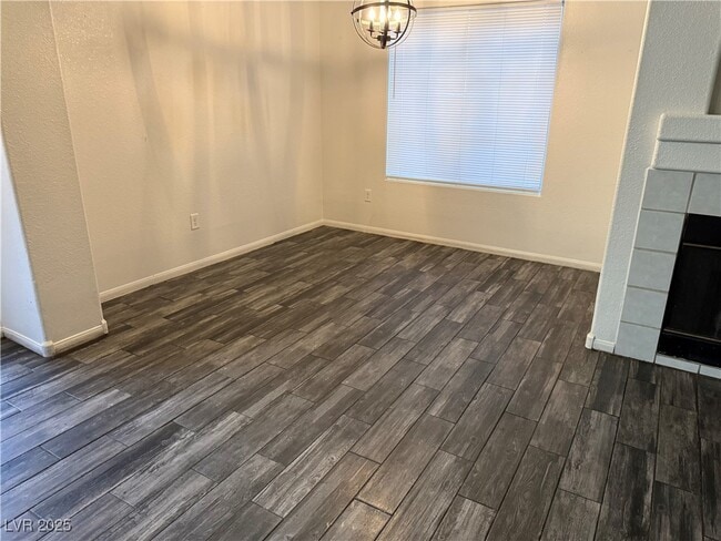Foto del edificio - 4316 W Lake Mead Blvd