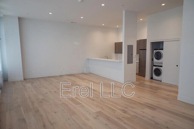 Foto del edificio - 2747 San Pablo Ave