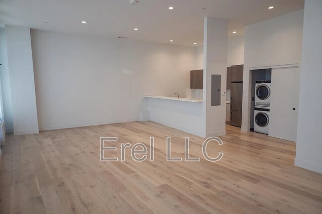 Photo - 2747 San Pablo Ave Apartment