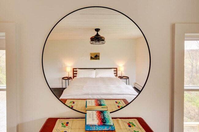 Building Photo - Timeless Scandi Style with Sauna and Swimm...