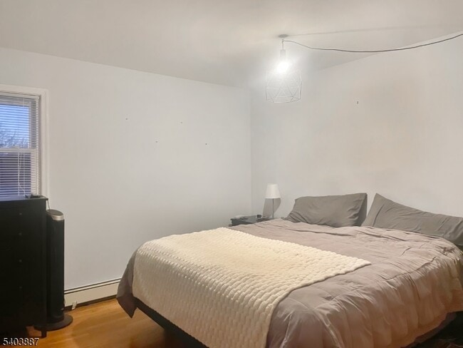 Building Photo - 12 Gless Ave