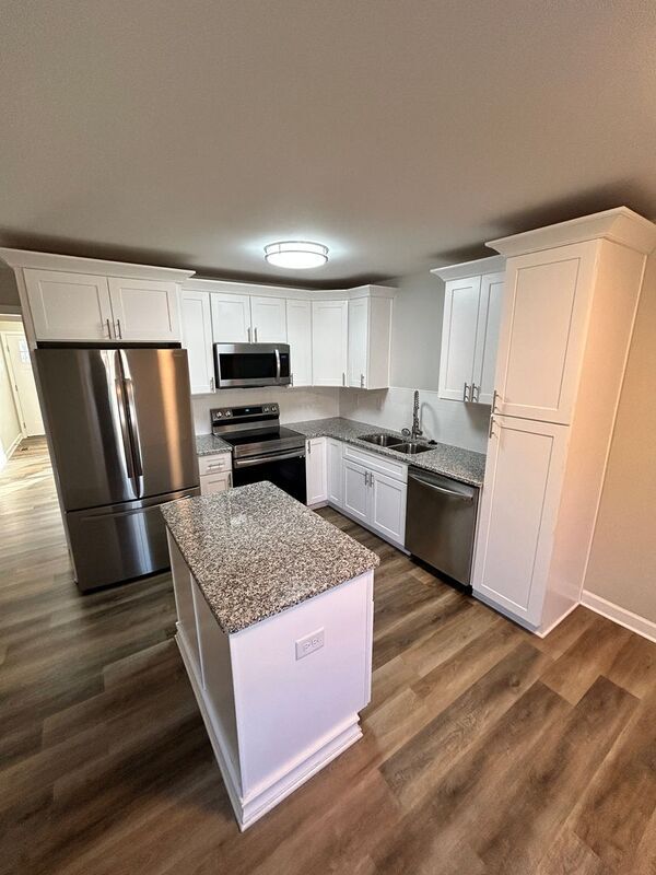 Building Photo - 138 Plumlee Dr