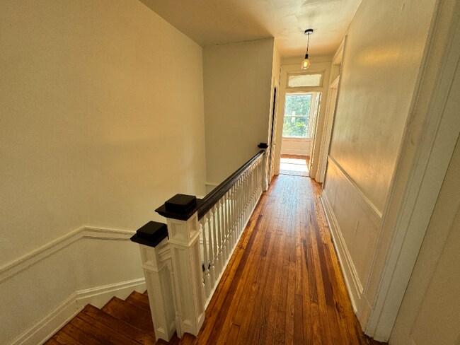 Foto del edificio - 834 Rivermont Ave