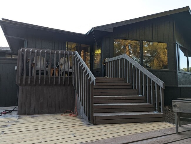 Foto del edificio - 250 NW Sunrise Dr