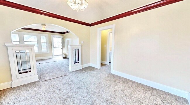 Foto del edificio - 3045 E 130th St