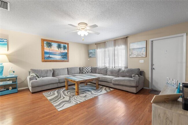 Foto del edificio - 7258 57th Ave N