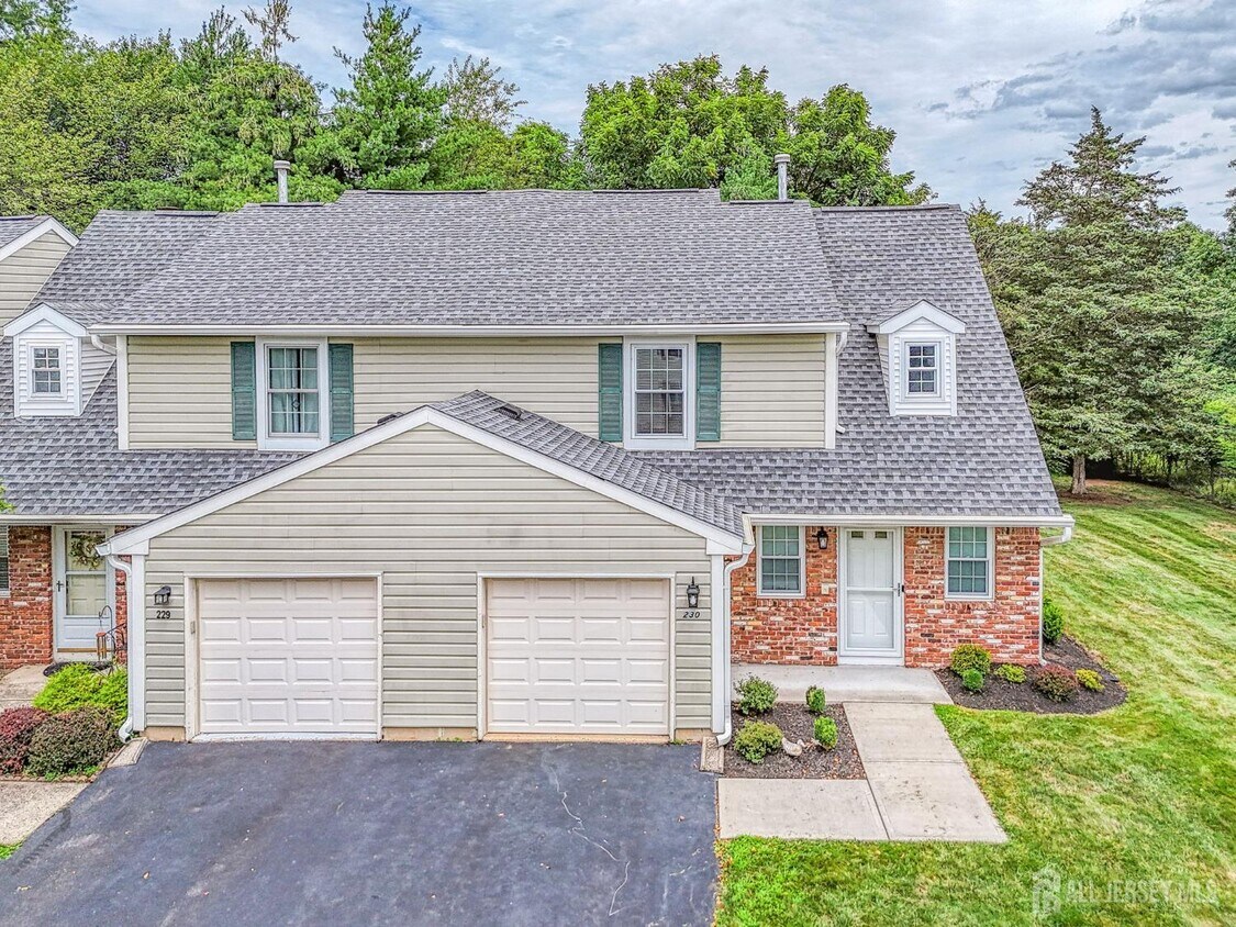 Foto principal - 230 Haworth Pl