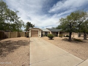 Building Photo - 3124 W Mohawk Ln