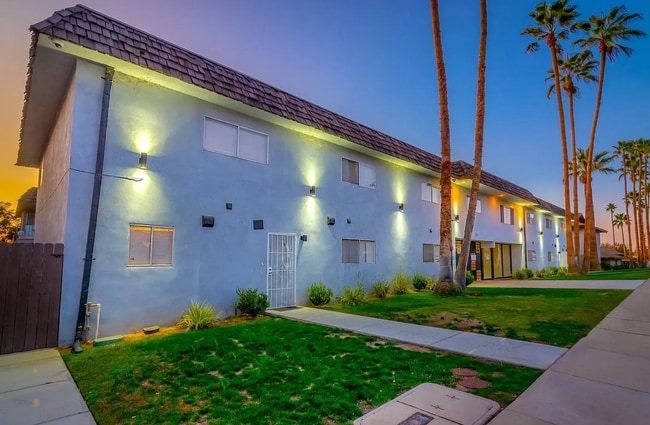 Building Photo - 3600 Dana St