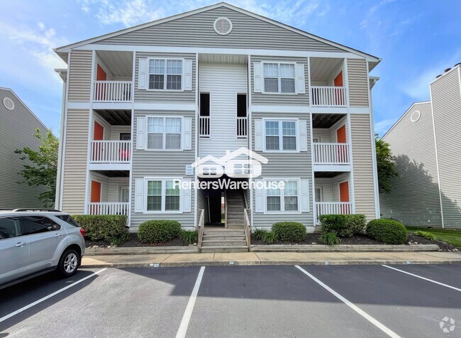 Building Photo - 1843 Chantilly Ct
