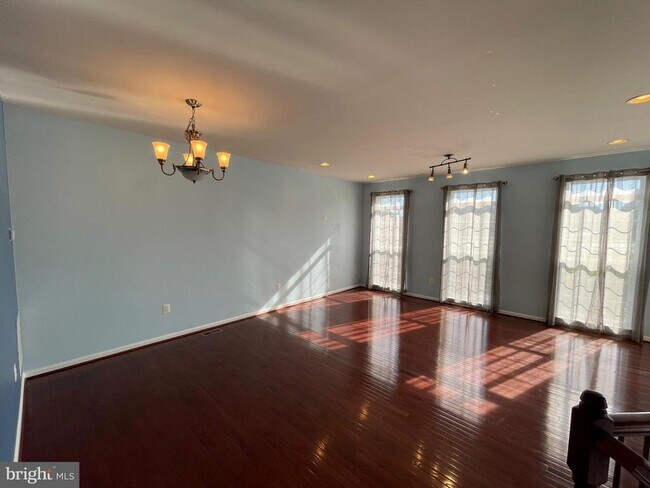 Foto del edificio - 43297 Stonegarden Terrace