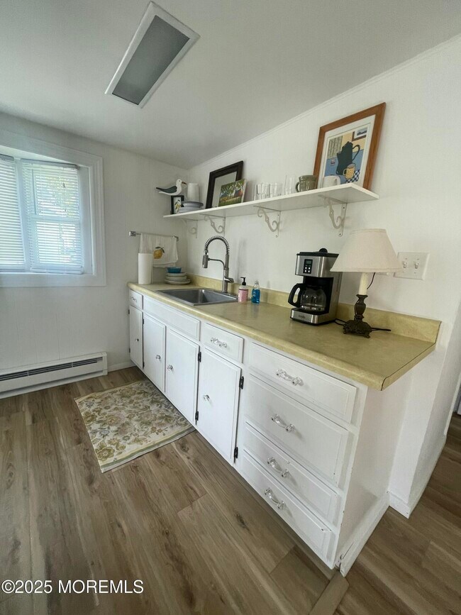 Foto del edificio - 418 Woodland Ln