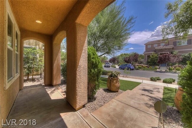 Foto del edificio - 3144 Whitfeild Ave