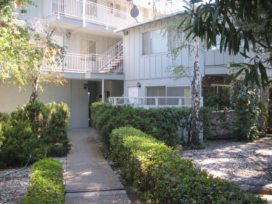 2007 Woodside Rd, Redwood City, CA 94061 Apartments in Redwood City