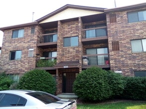 Building Photo - 9041 Orland Ct