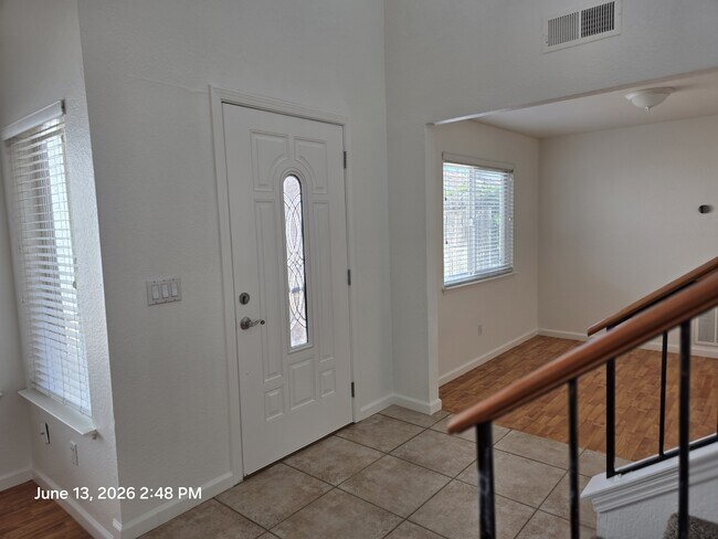 Foto del edificio - 5139 Tweed Ct