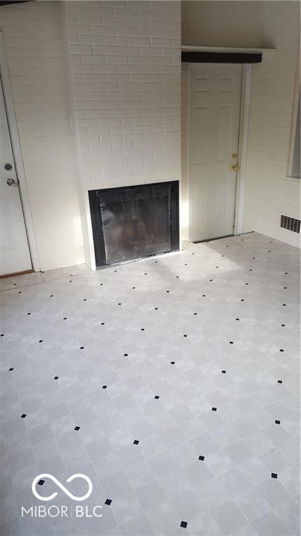 Building Photo - 5152 Atherton S Dr