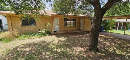 Building Photo - 220 W Val Verde Cir