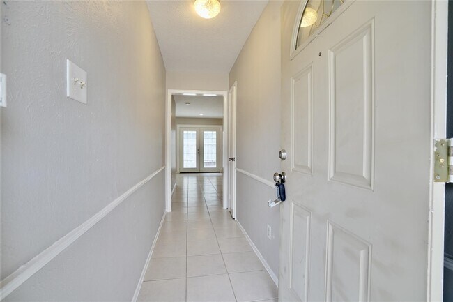 Foto del edificio - 10811 Sugar Hill Dr
