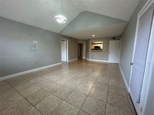 Building Photo - 10500 SW 155th Ct