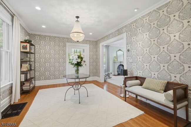 Foto del edificio - 40 Oakwood Ave