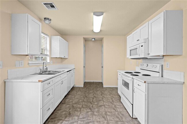 Foto del edificio - 730 Patty Ln