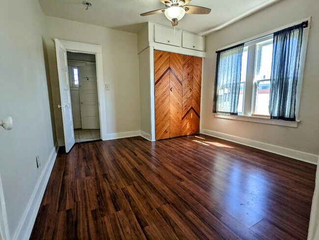 Foto del edificio - 517 24th St