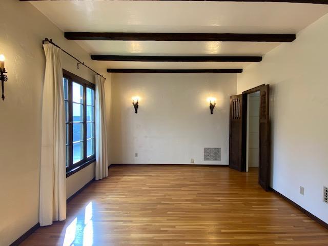 SALA DE ESTAR - 1841 Kelton Ave