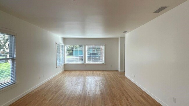 Foto del edificio - Walnut Creek Gorgeous 3-bedroom 2 bath hom...