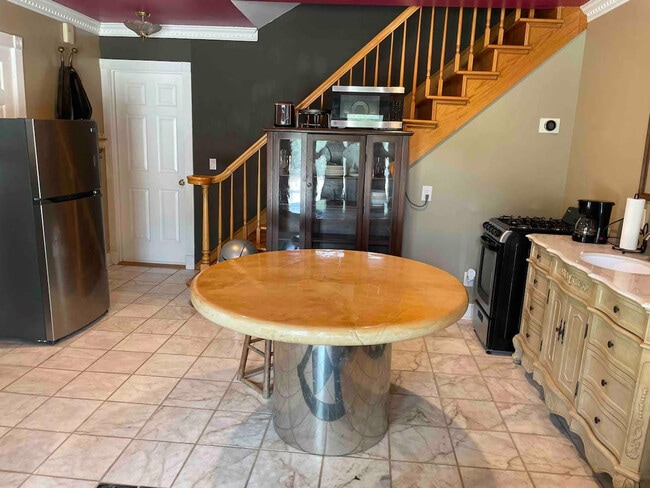 Foto del edificio - 176 Schools Dr