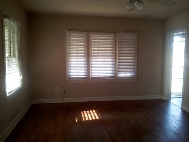 Building Photo - 101 S Monticello Dr
