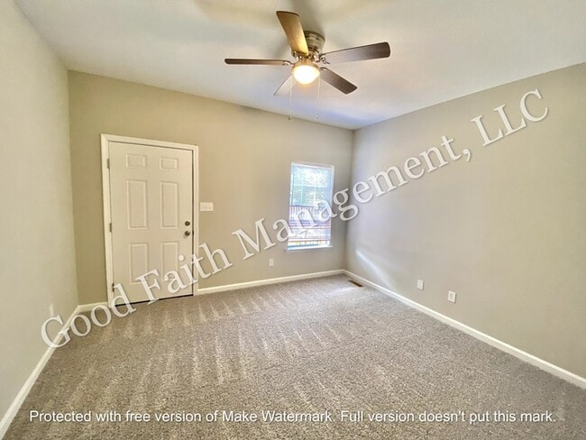 Building Photo - Move-In Ready NOW!