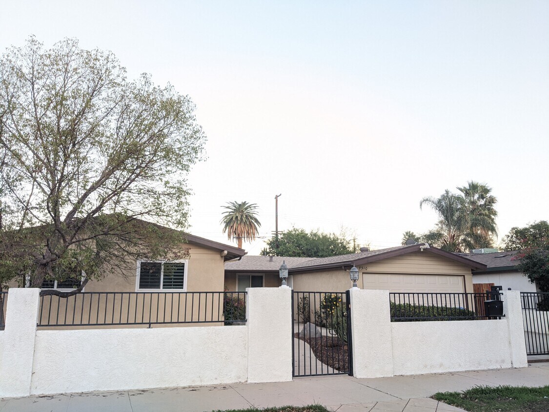 Primary Photo - 7310 Maynard Ave