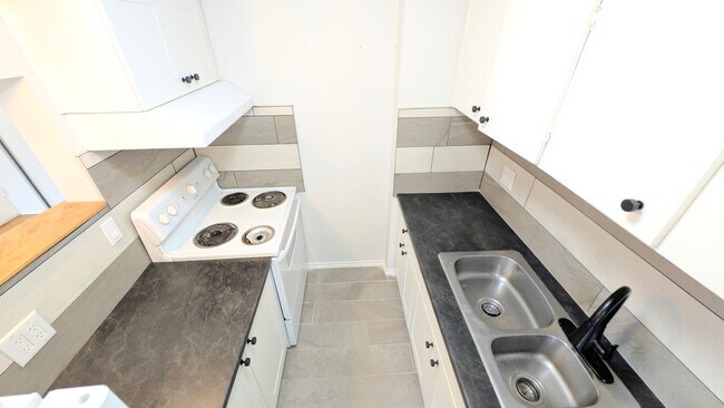 Photo du bâtiment - 3015 Sandwich St.