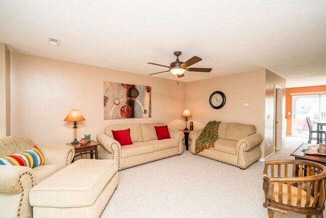 Building Photo - 1055 Alexander Hamilton Ln
