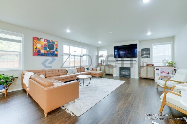 Foto del edificio - 19033 129th St E